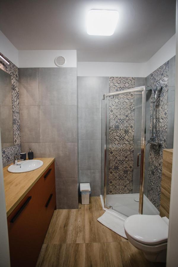 W&K Apartments - Ginger Suite - Faktura Vat, Parking Кошалин Экстерьер фото