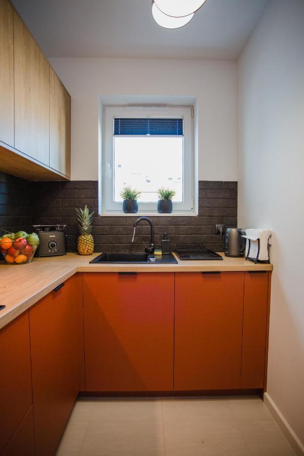 W&K Apartments - Ginger Suite - Faktura Vat, Parking Кошалин Экстерьер фото